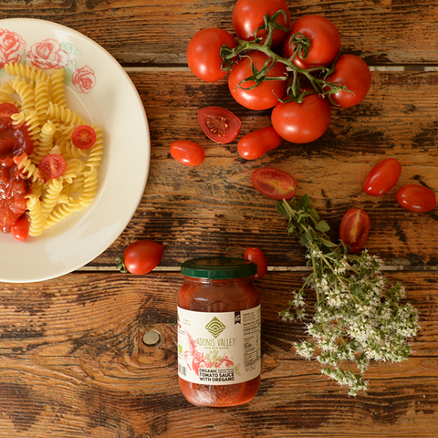 Adonis Organic Tomato Sauce with Oregano 350g — Lebanese grocery at Mon Baladé